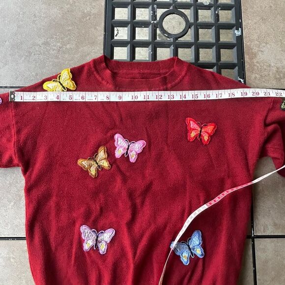Vintage red butterfly sweater - Picture 4 of 7